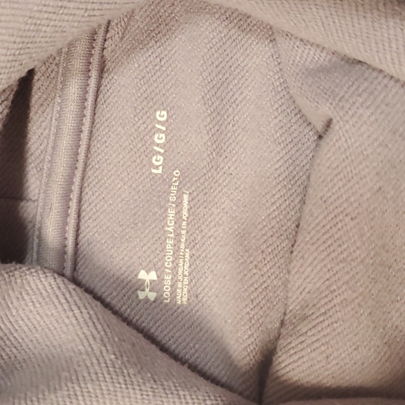 Under Armour Sweatshirt - Picture 2 of 2